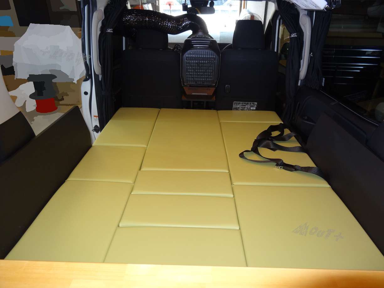 ノア ZWR80 キャンピング車登録