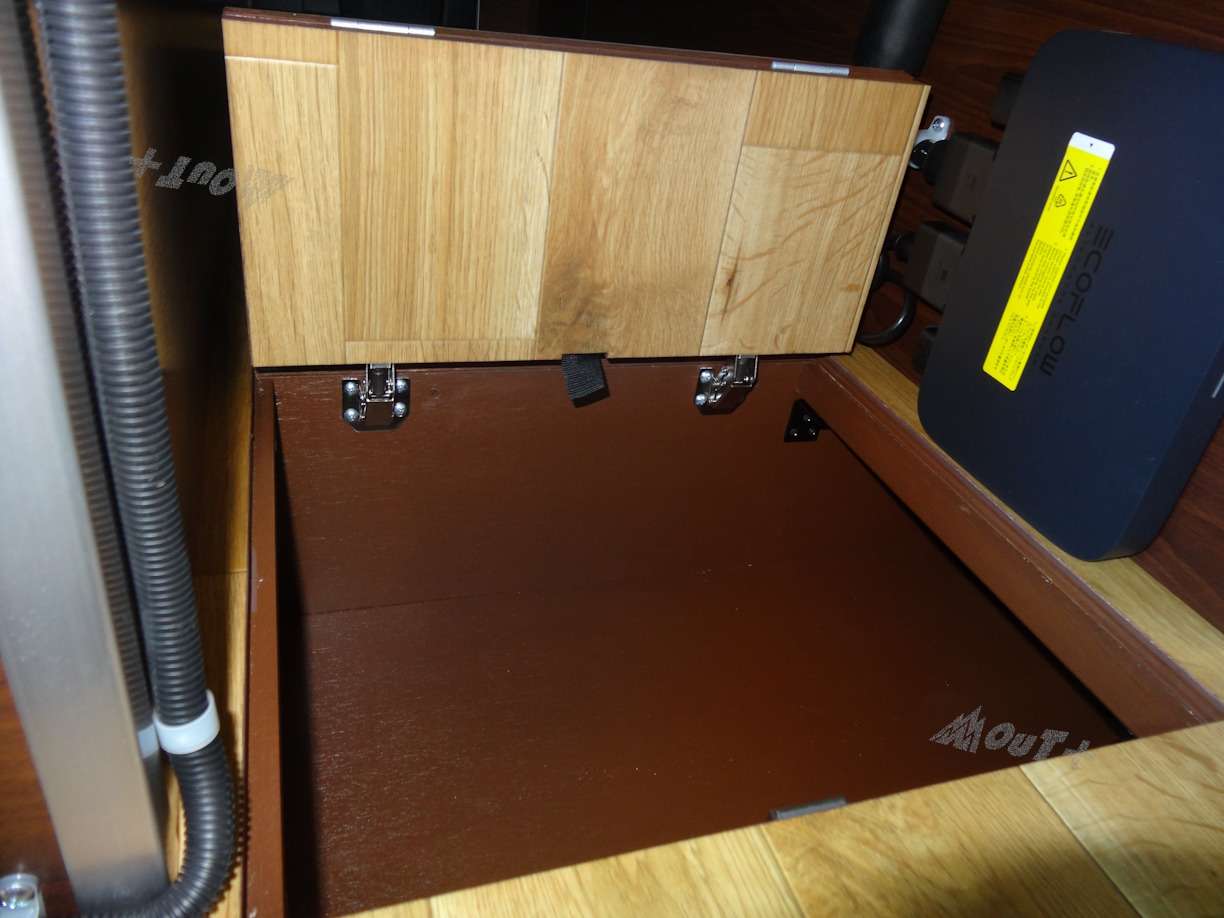 ノア ZWR80 キャンピング車登録