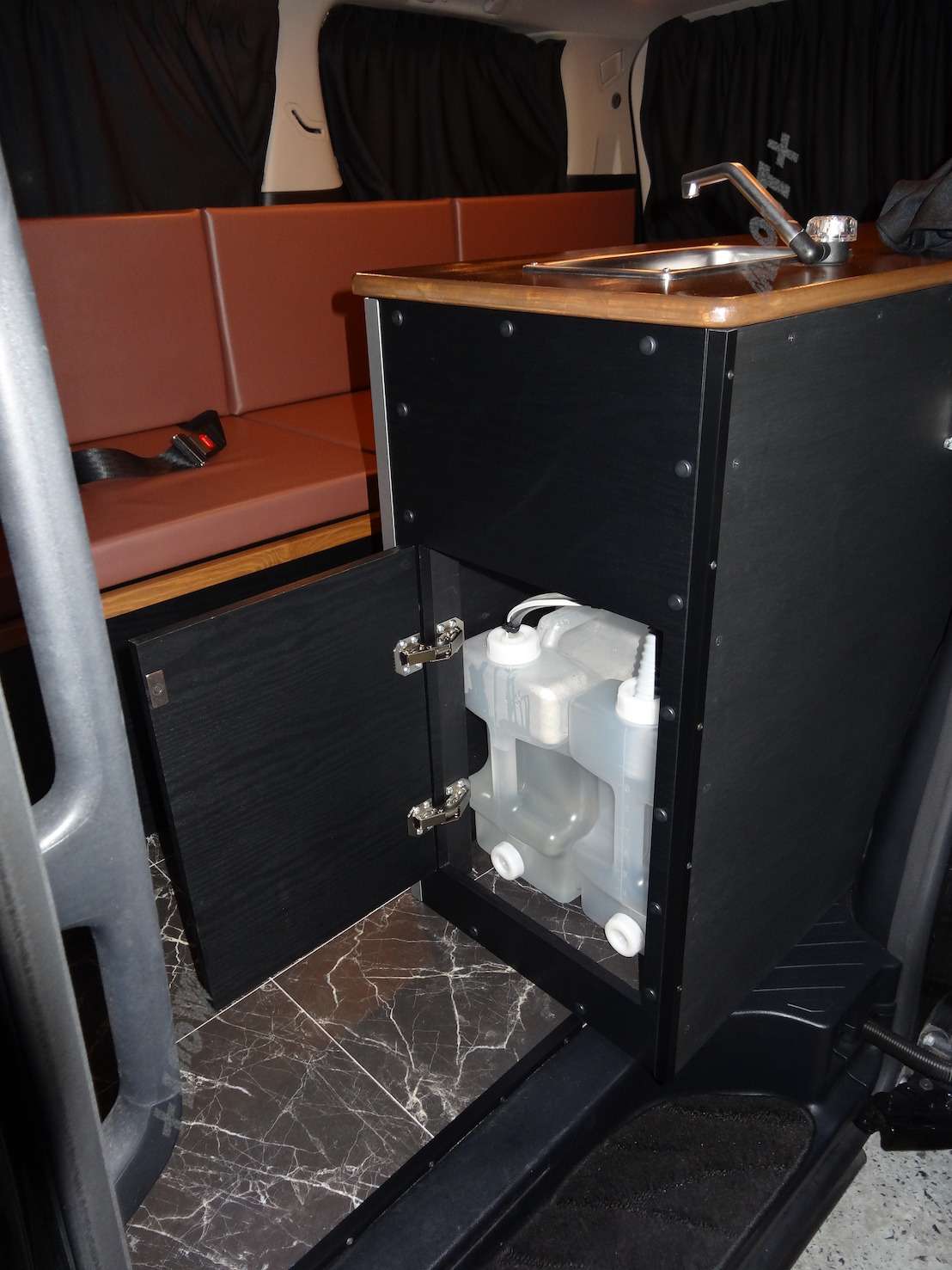 アルファードＡＧＨ３０キャンピング車登録